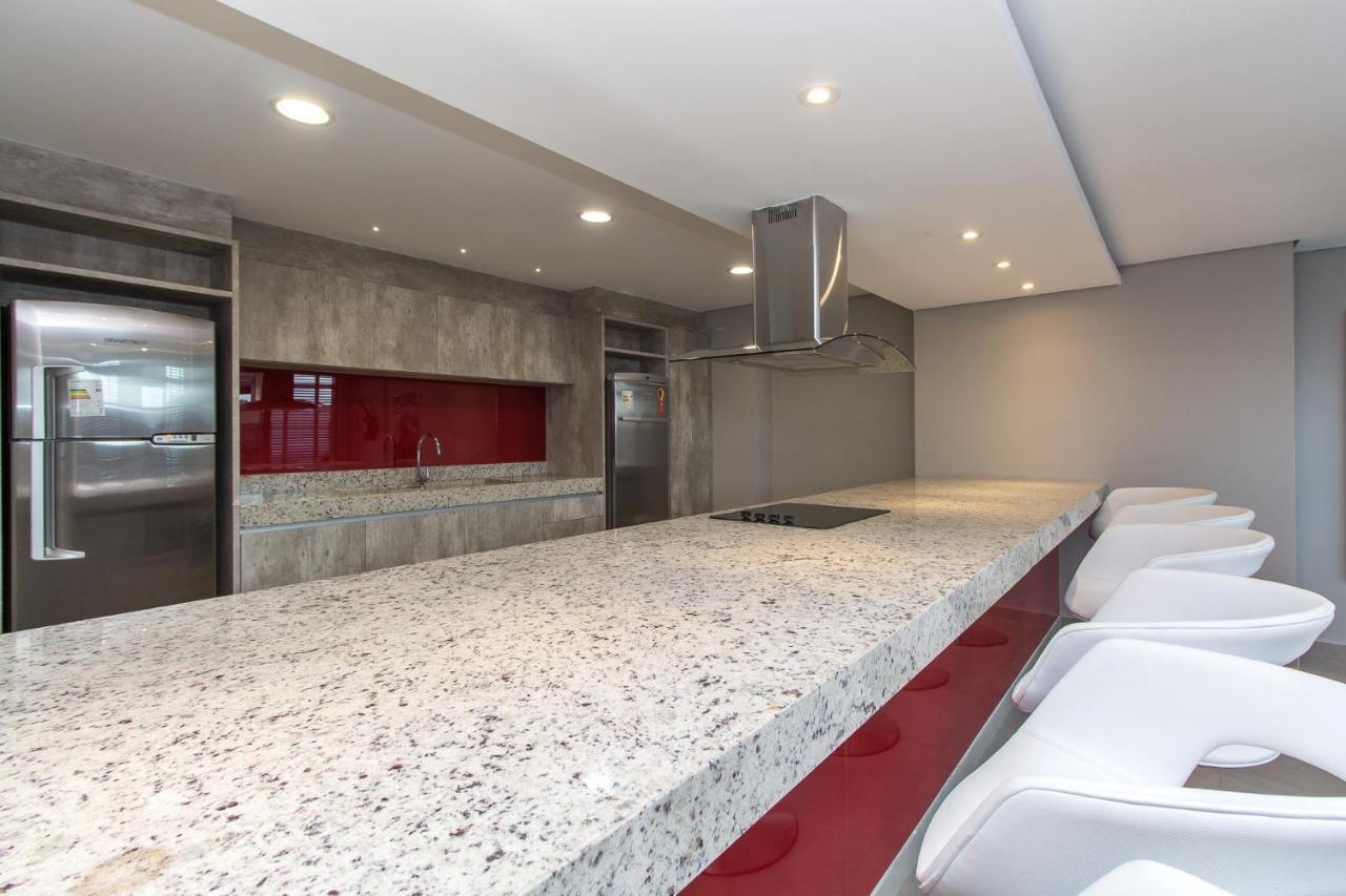 Studio 7Th Avenue - Alto Com Sacada - 7Th040 Appartement Curitiba Buitenkant foto